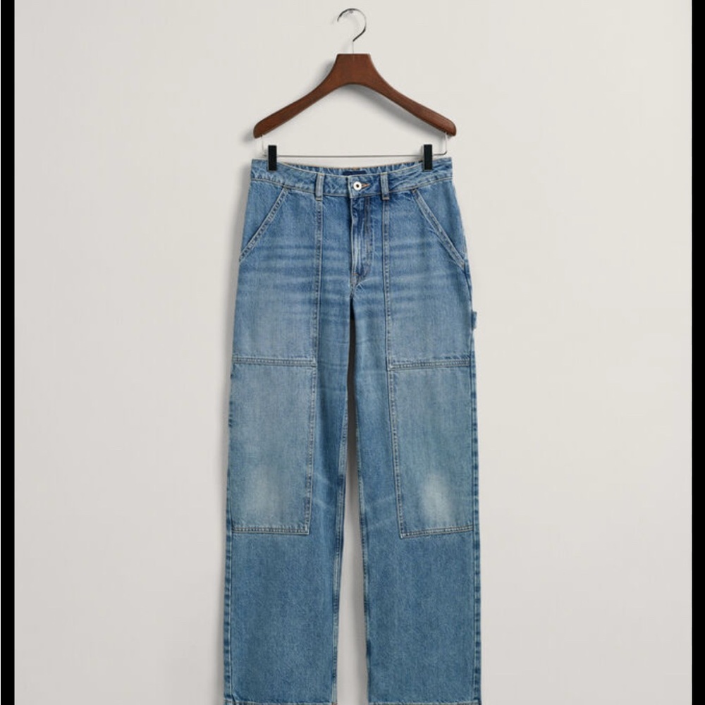 Classic Gant Blue Straight Leg Jeans with Comfortable Fit